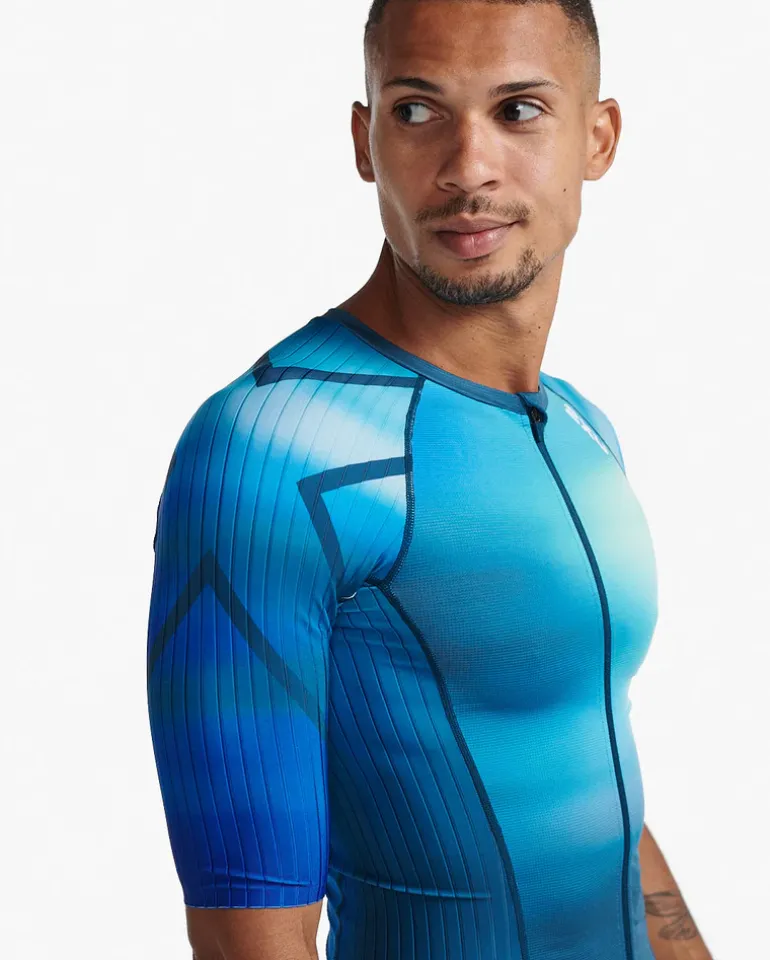 Aero Tri Sleeved Top