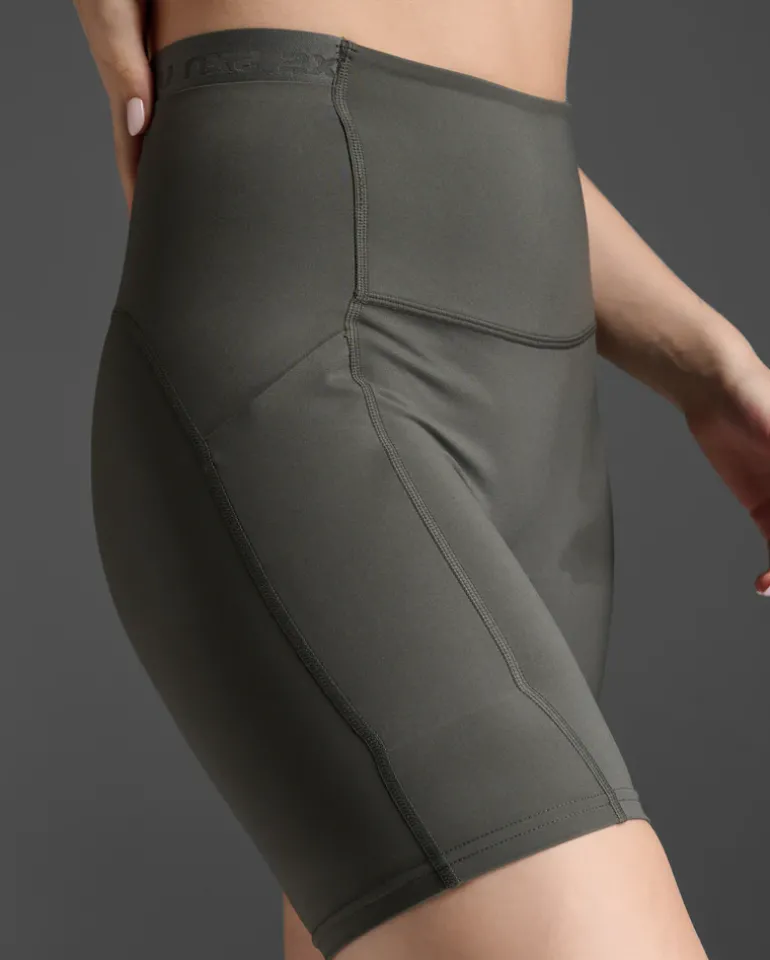 Form Stash Hi-Rise 6" Bike Short with Pockets