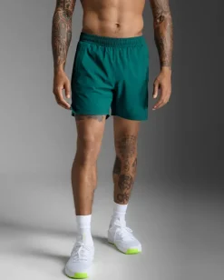 Motion 5.5 Inch Shorts